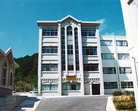 長崎県立上五島高校芸術棟