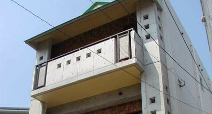 山田邸
